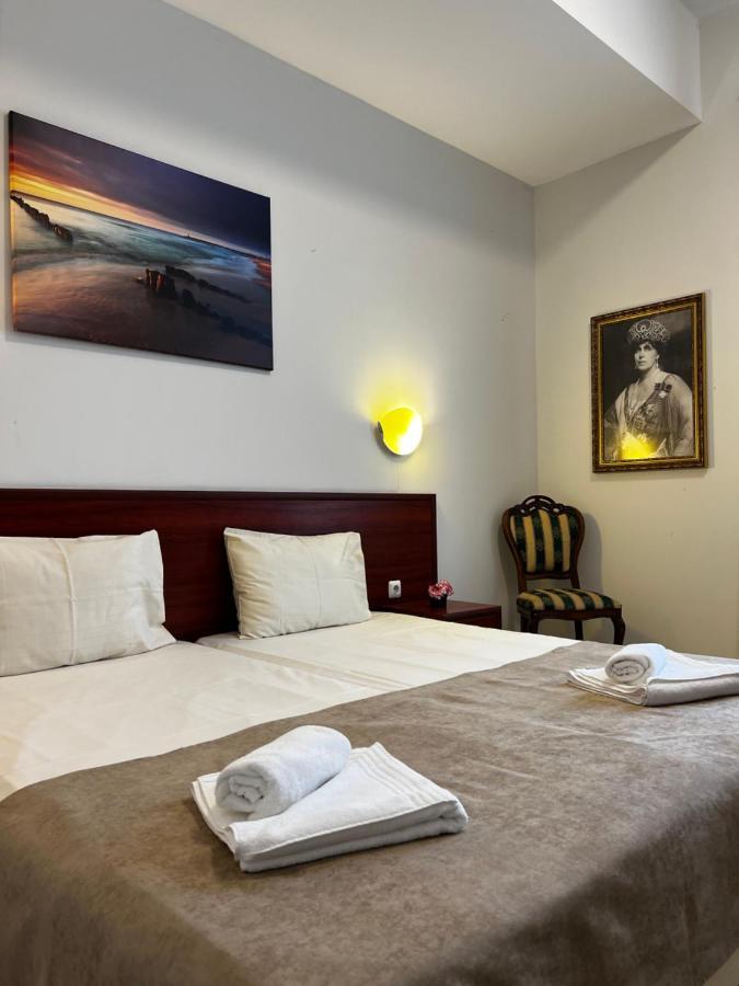 Hotel Central Balchik Exterior photo